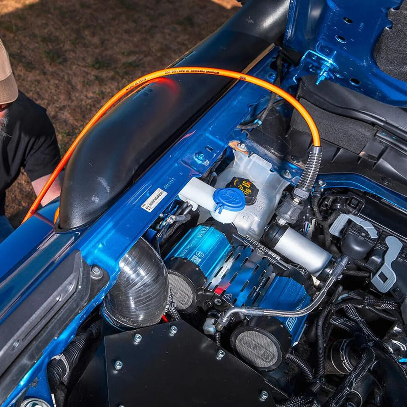 Brushless Twin Motor Onboard 12V Air Compressor - Image 4
