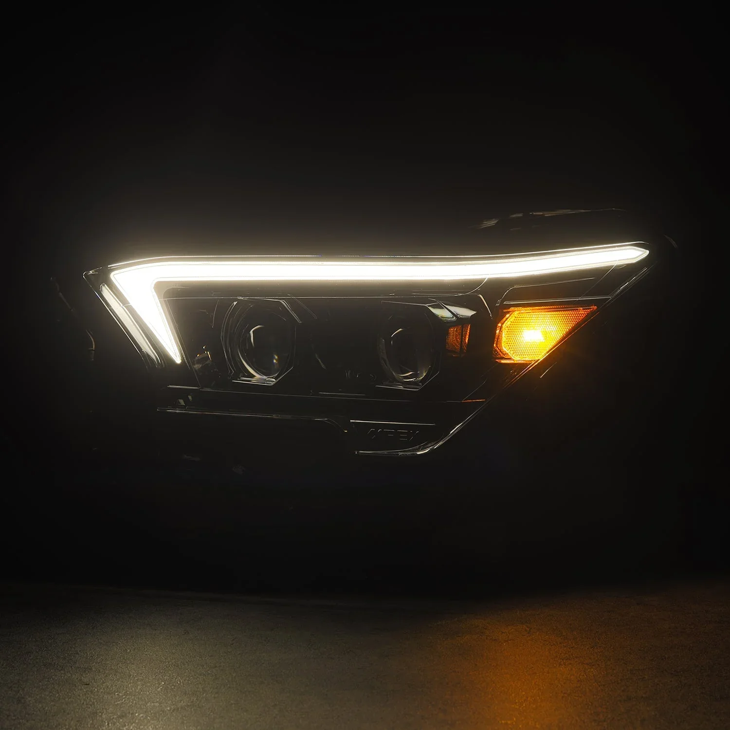 OG-Style LUXX-Series LED Projector Headlights 4Runner (2025+) - Image 4