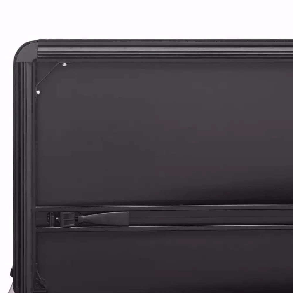 Trifecta Signature 2.0 Soft Folding Tonneau Cover Tundra (2022+) - Image 8